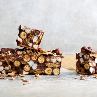 rocky-road-cake rocky-road-cake