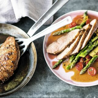 Orientalische Ente zu Orangenspargel Orientalische Ente zu Orangenspargel