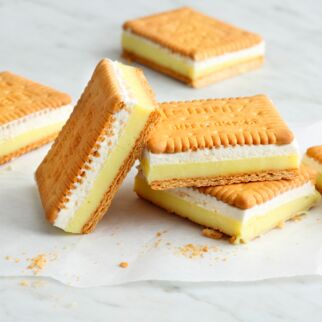 Keks-Sandwich mit Vanillecreme Keks-Sandwich mit Vanillecreme