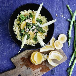 Winterliche Grünkohl-Hirse-Bowl Winterliche Grünkohl-Hirse-Bowl