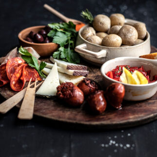 Tapas sind fester Bestandteil spanischer Esskultur. Spanische Rezepte: Tapas