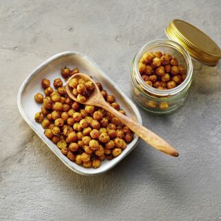 Gebackene Gewürz-Kichererbsen Gebackene Gewürz-Kichererbsen