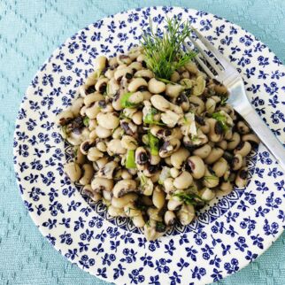 Schwarzaugenbohnen-Salat mit Dill Schwarzaugenbohnen-Salat mit Dill