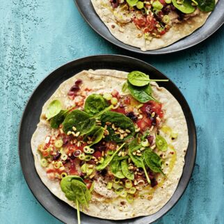 Thunfisch-Wrap-Fladen mit Tomaten und Spinat Thunfisch-Wrap-Fladen mit Tomaten und Spinat