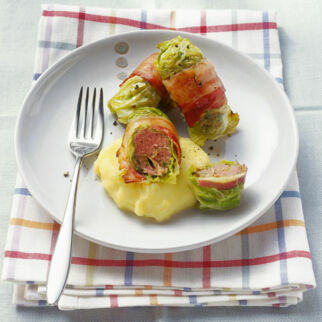 Wirsingrouladen mit Lammhack Wirsingrouladen mit Lammhack