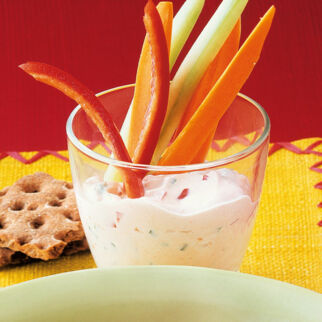 Rohkost mit Quark-Dip Rohkost mit Quark-Dip