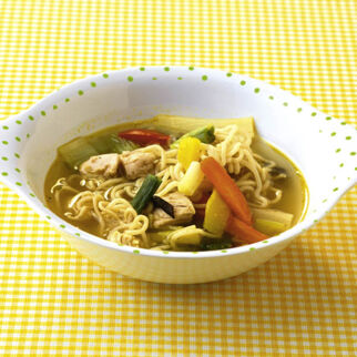 China-Nudelsuppe China-Nudelsuppe