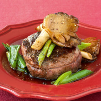 Rindersteaks mit Austernpilzen Rindersteaks mit Austernpilzen