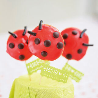 Käferkekse mit Mandelfüllung Käferkekse mit Mandelfüllung