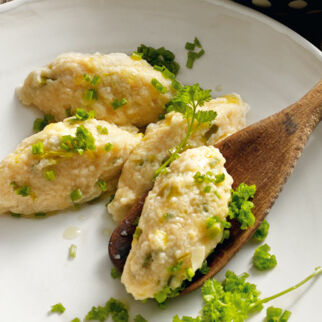 Frischkäse-Lauch-Nocken Frischkäse-Lauch-Nocken