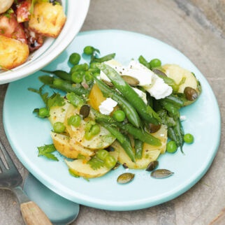 Grüner Kartoffelsalat mit Schafskäse Grüner Kartoffelsalat mit Schafskäse