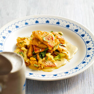 Abgreschte Knödel mit Ei Abgreschte Knödel mit Ei