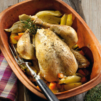 Huhn mit Fenchelgemüse aus dem Römertopf Huhn mit Fenchelgemüse aus dem Römertopf