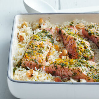 Orangen-Lachs mit Cashewreis Orangen-Lachs mit Cashewreis