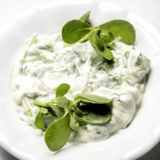 JOGHURT MIT PORTULAK JOGHURT MIT PORTULAK