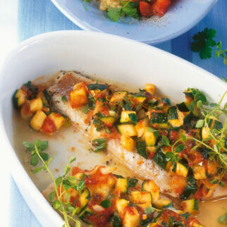 Seelachsfilet mit Gemüse-Käse-Kruste Seelachsfilet mit Gemüse-Käse-Kruste