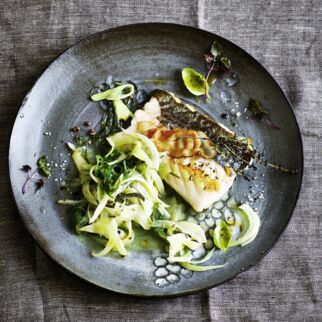 Skrei auf Fenchelkraut mit Wakame Skrei auf Fenchelkraut mit Wakame