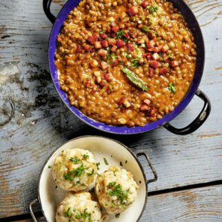 Specklinsn mit Knödln Specklinsn mit Knödln