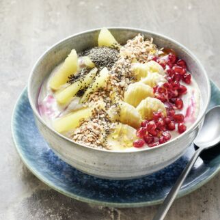 Bananen Tofu Bowl mit Sojacreme Bananen Tofu Bowl mit Sojacreme