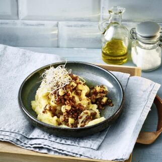 Kartoffel-Pastinaken-Stampf mit Linsensalat Kartoffel-Pastinaken-Stampf mit Linsensalat