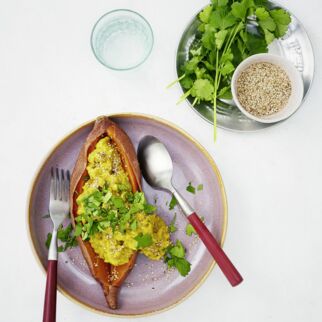 Süßkartoffel-kumpir mit Linsendal Süßkartoffel-kumpir mit Linsendal