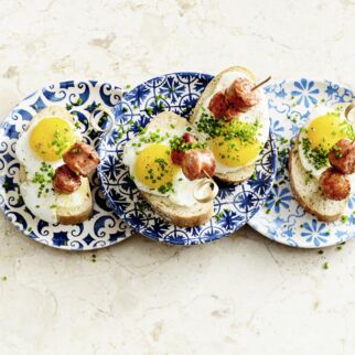 Crostini mit Salsiccia Crostini mit Salsiccia