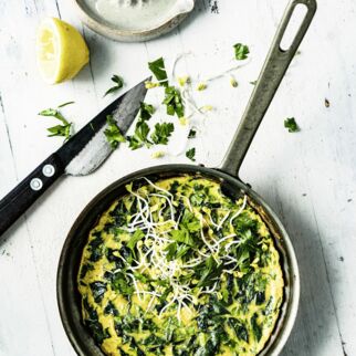 Spinat-Omelett mit Radieschensprossen Spinat-Omelett mit Radieschensprossen