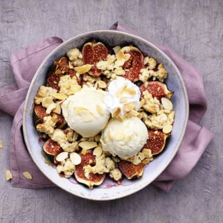Feigen-Streusel-Bowl Feigen-Streusel-Bowl