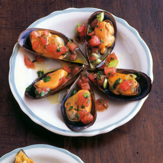 Muscheln mit Tomaten-Vinaigrette Muscheln mit Tomaten-Vinaigrette