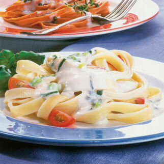 Fettuccine mit Gorgonzolasauce Fettuccine mit Gorgonzolasauce