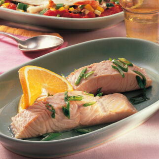 Lachs mit Zitrussauce Lachs mit Zitrussauce
