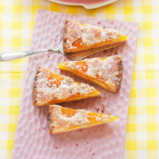 Aprikosen-Mandel-Kuchen Aprikosen-Mandel-Kuchen