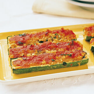 Gefüllte Zucchini italienische Art Gefüllte Zucchini italienische Art
