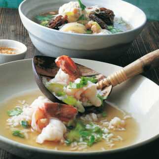 Reissuppe mit Garnelen Reissuppe mit Garnelen