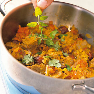 Lamm-Tajine mit Datteln Lamm-Tajine mit Datteln