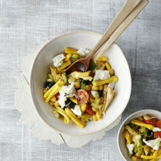 Lauwarmer Nudelsalat Lauwarmer Nudelsalat