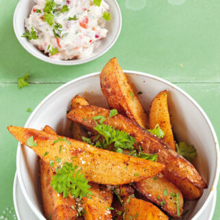 Kartoffelsticks mit Salsa-Dip Kartoffelsticks mit Salsa-Dip