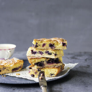 Heidelbeerschnitten Heidelbeerschnitten