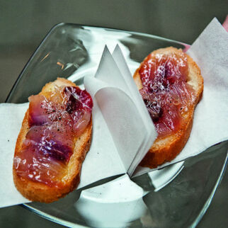 PESCE CRUDO PESCE CRUDO