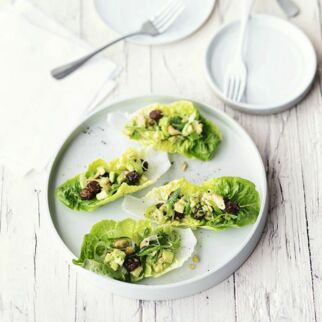 Avocado-Cashew-Schiffchen Avocado-Cashew-Schiffchen