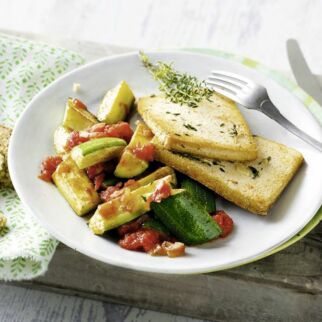 Tofuschnitzel mit Zucchini Tofuschnitzel mit Zucchini