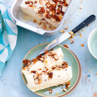 Parfait von gebrannten Mandeln Parfait von gebrannten Mandeln