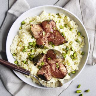 Hirseporridge mit gebackenen Feigen Hirseporridge mit gebackenen Feigen