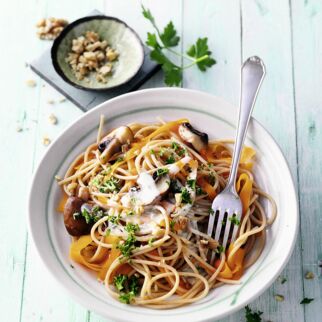 Möhren-Nudeln mit Gorgonzolasauce Möhren-Nudeln mit Gorgonzolasauce