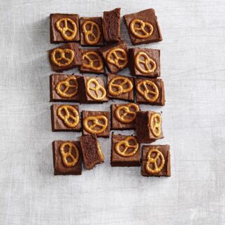 Schokokuchen mit Salzbrezeln Schokokuchen mit Salzbrezeln