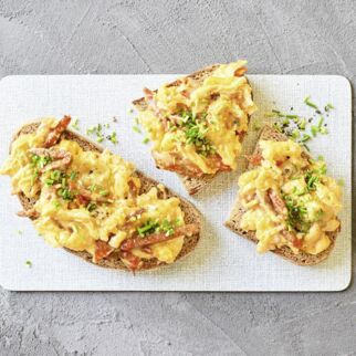 Chorizo-Rührei-Stulle Chorizo-Rührei-Stulle