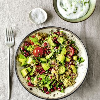 Quinoa-Salat mit Granatapfel Quinoa-Salat mit Granatapfel