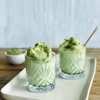 Matcha Dalgona Matcha Dalgona