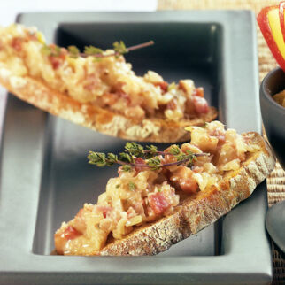 Zwiebel-Speck-Paste Zwiebel-Speck-Paste