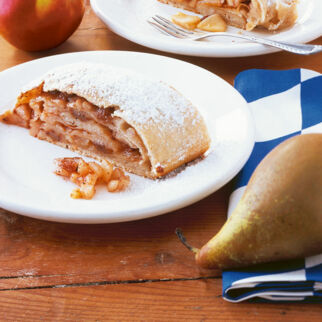 Bayerischer Birnenstrudel Bayerischer Birnenstrudel